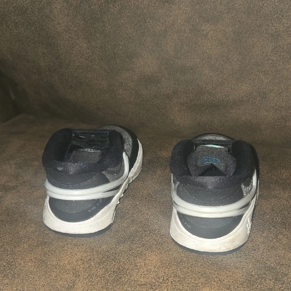 4 Pair Kids Shoes, Sketcher Minecraft, Nike, Bluey And Black Pair Sz 7-8 - Picture 4 of 9